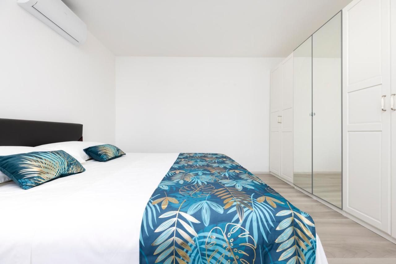 Apartments Olea Малий Лошинь Екстер'єр фото